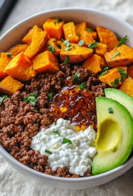 Viral Hot Honey Ground Beef Bowl for high protein and fiber meal prep