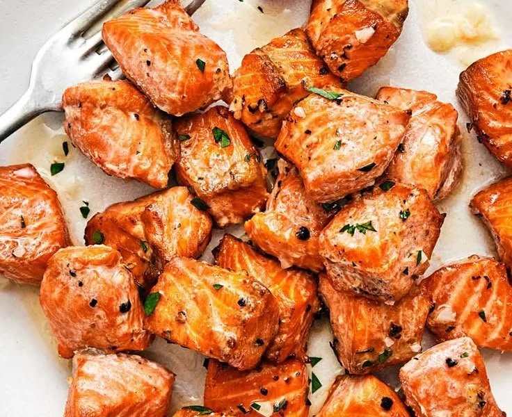 Air Fryer Salmon Bites