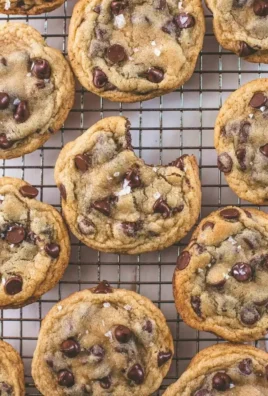 A plate of crispy and chewy chocolate chip cookies fresh out of the oven