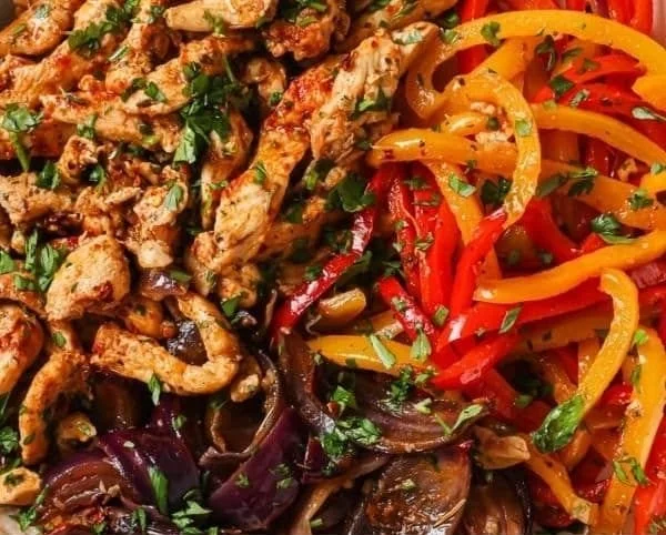 One Pan Chicken and Peppers ready for a delicious meal